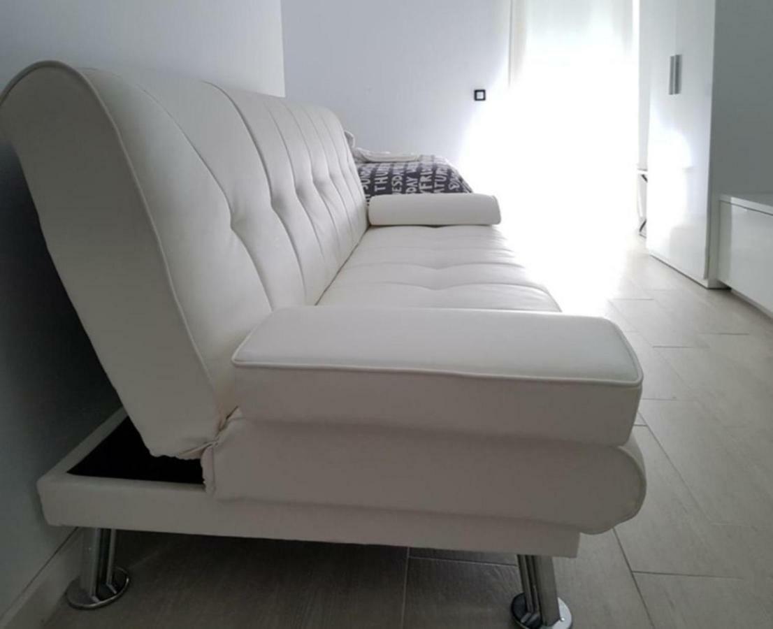 Malaga Alcoleaアパートメント エクステリア 写真